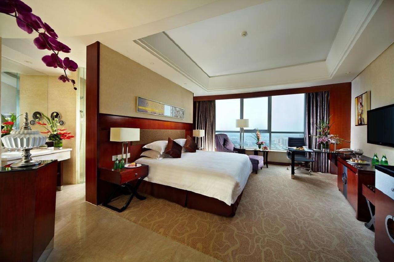 Jurong Yukun New Century Hotel Jiangsu Ruang foto